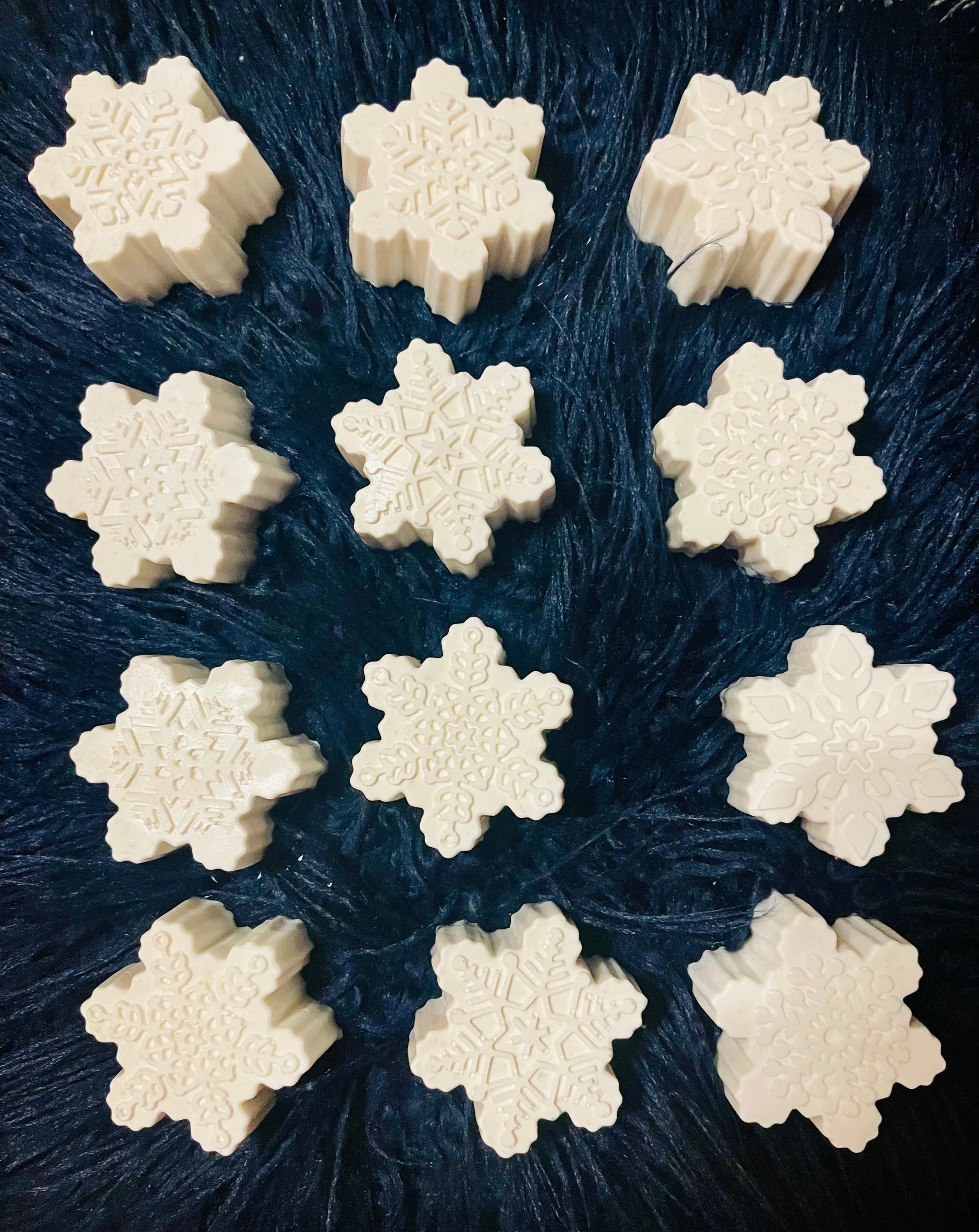 Snowflake Oatmeal Shea Soap | Natural Hand & Body Exfoliating Bar White Out