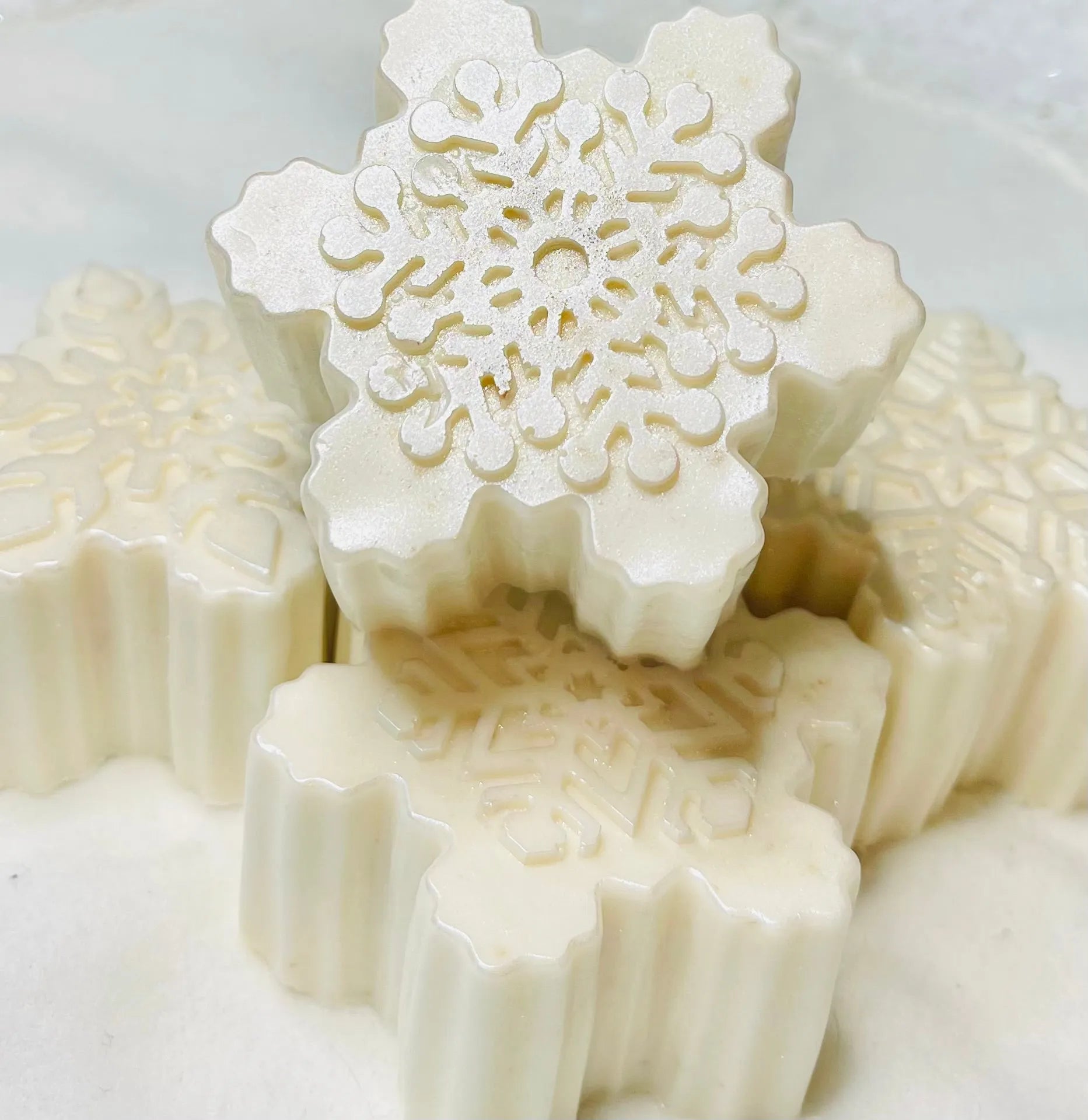 Snowflake Oatmeal Shea Soap | Natural Hand & Body Exfoliating Bar White Out