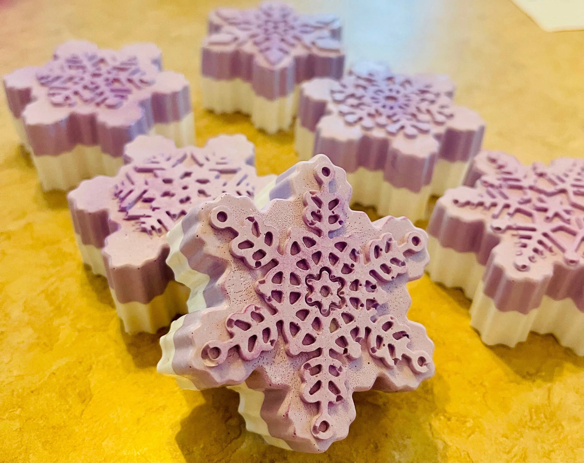 Snowflake Oatmeal Shea Soap | Natural Hand & Body Exfoliating Bar White Out