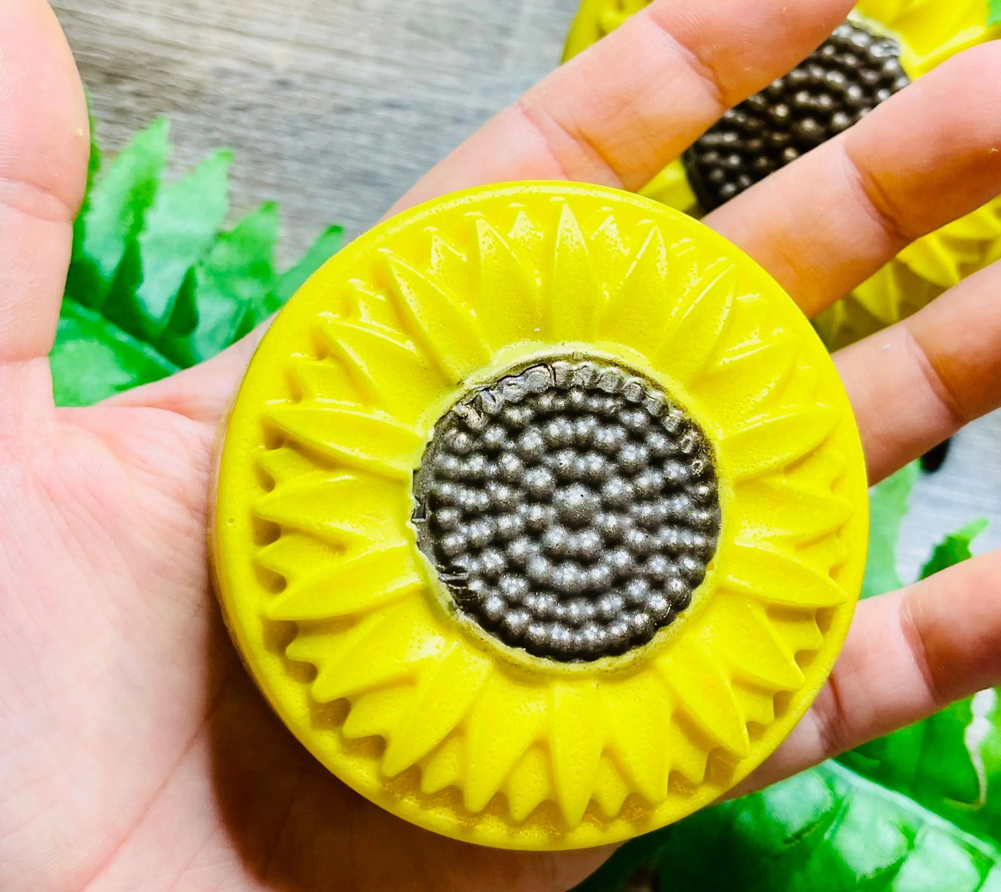 Natural Sunflower Oatmeal Shea Soap | Hand & Body Bar White Out