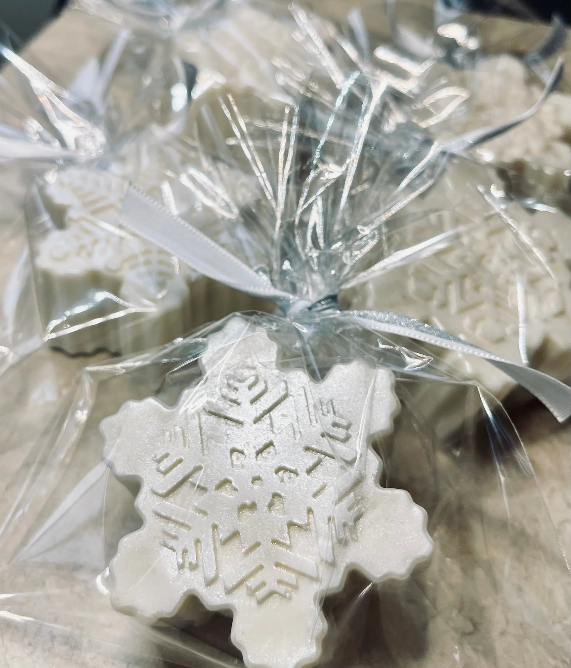 Snowflake Oatmeal Shea Soap | Natural Hand & Body Exfoliating Bar White Out