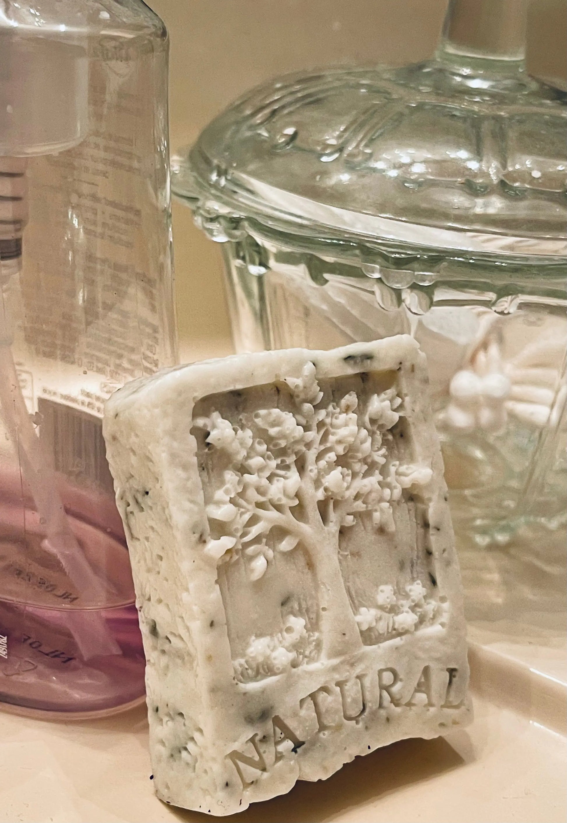 Natural Tree of Life Oatmeal Shea Soap | Hand & Body Bar White Out