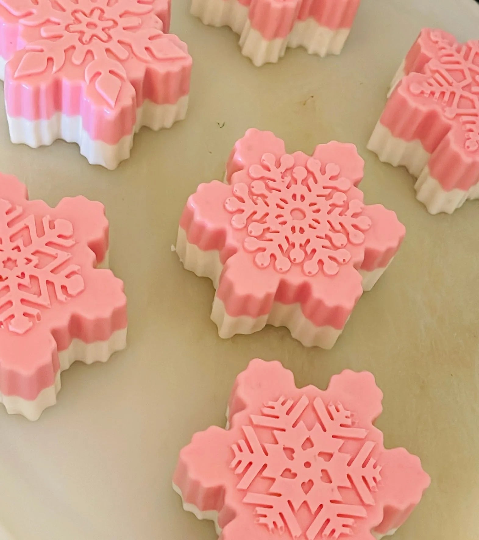 Snowflake Oatmeal Shea Soap | Natural Hand & Body Exfoliating Bar White Out