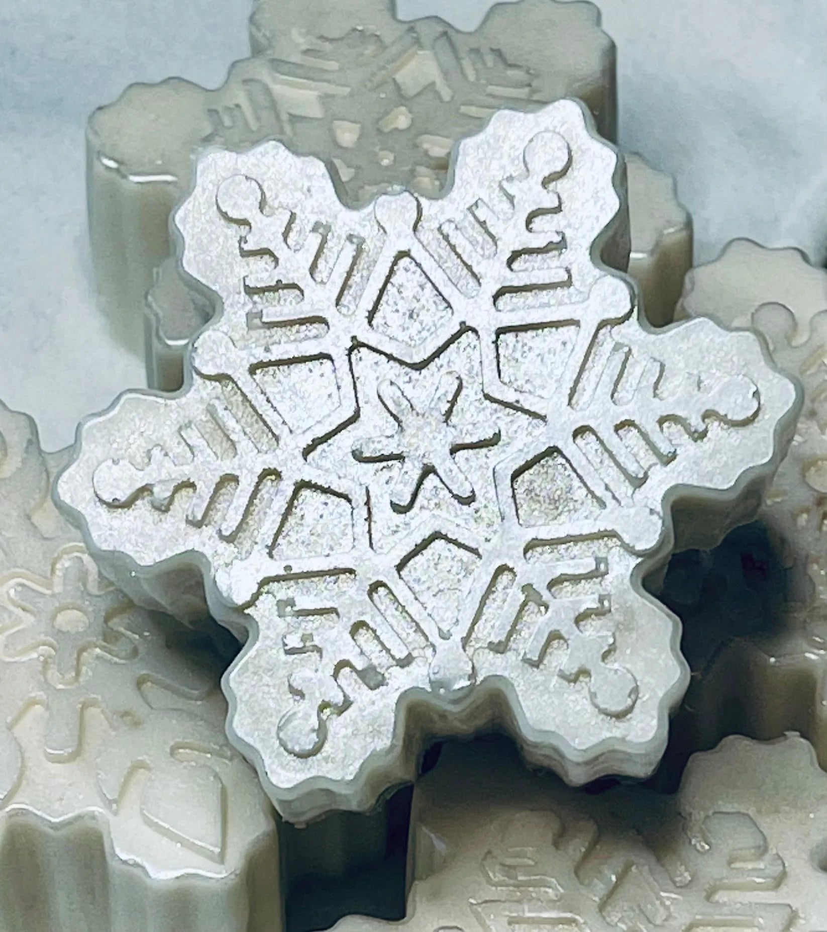 Snowflake Oatmeal Shea Soap | Natural Hand & Body Exfoliating Bar White Out