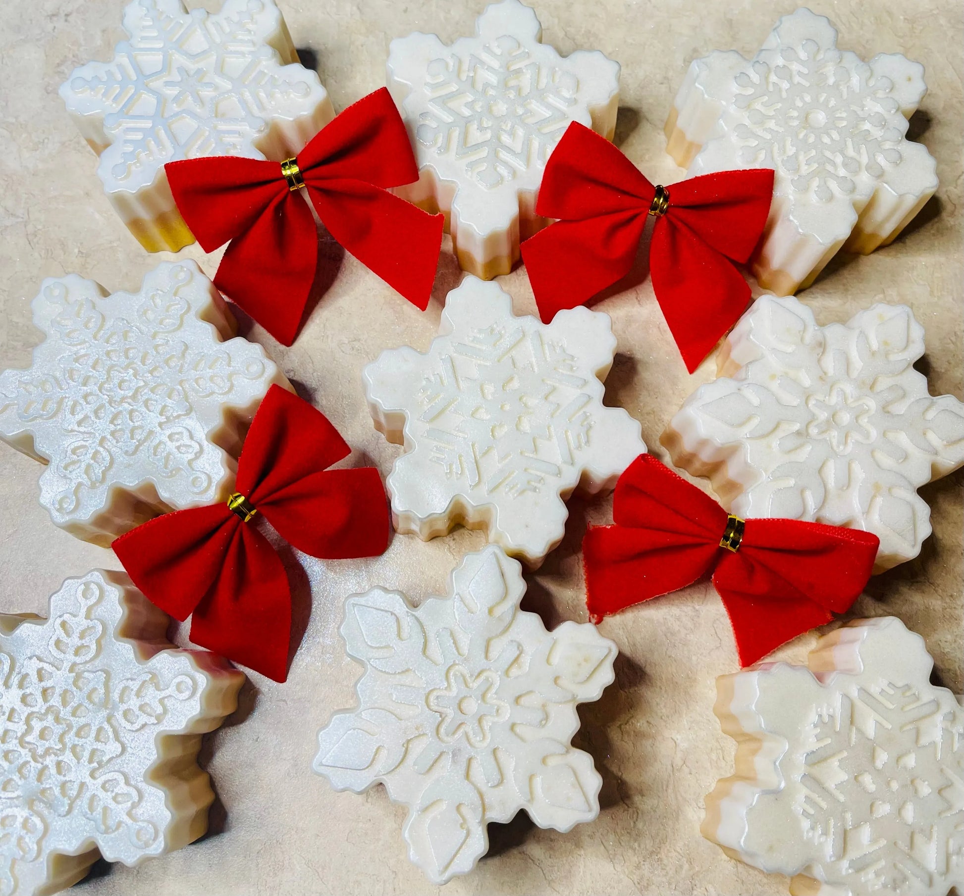 Snowflake Oatmeal Shea Soap | Natural Hand & Body Exfoliating Bar White Out