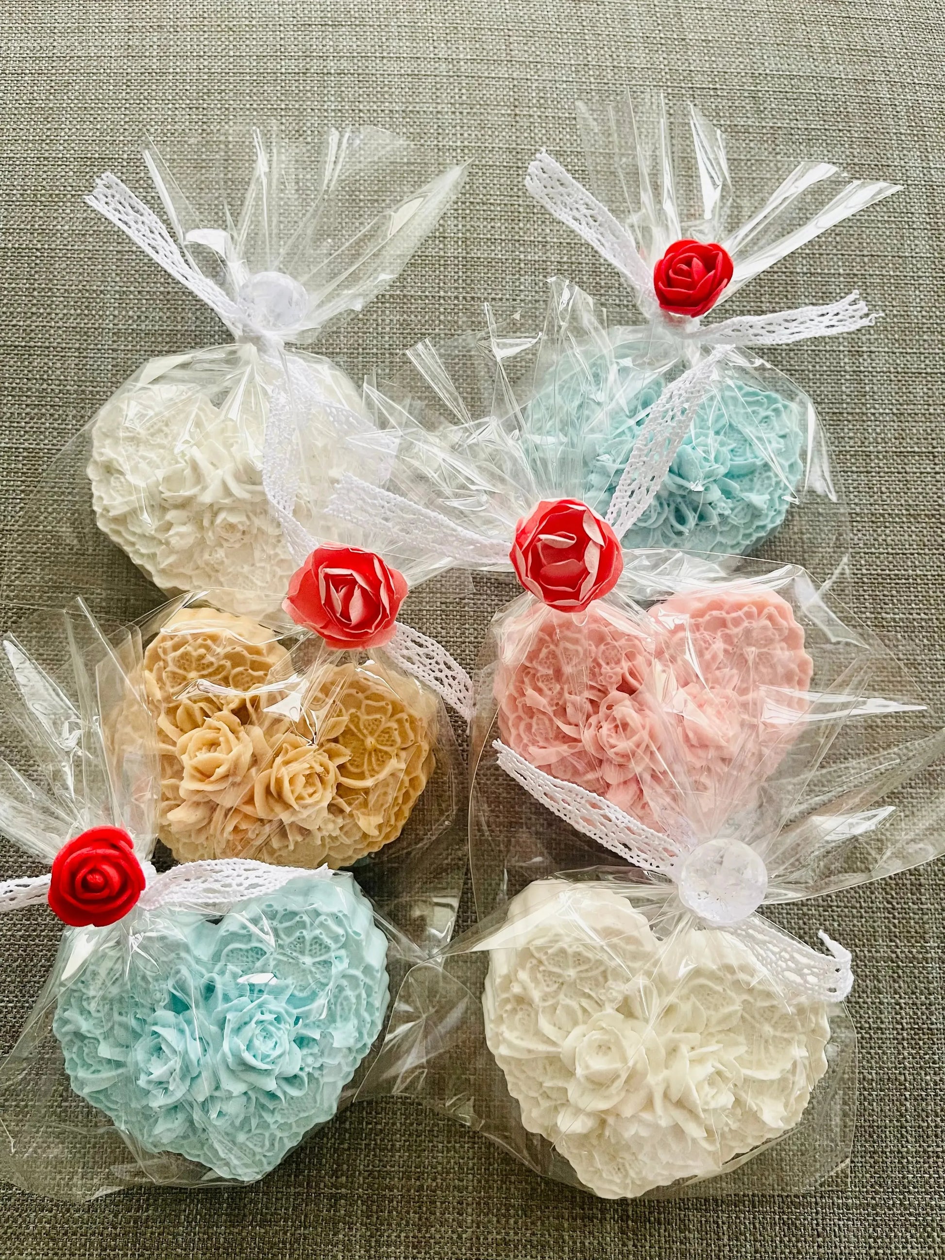 Heart-Shaped Oatmeal Shea Butter Soap | 3D Natural Hand & Body Bar White Out
