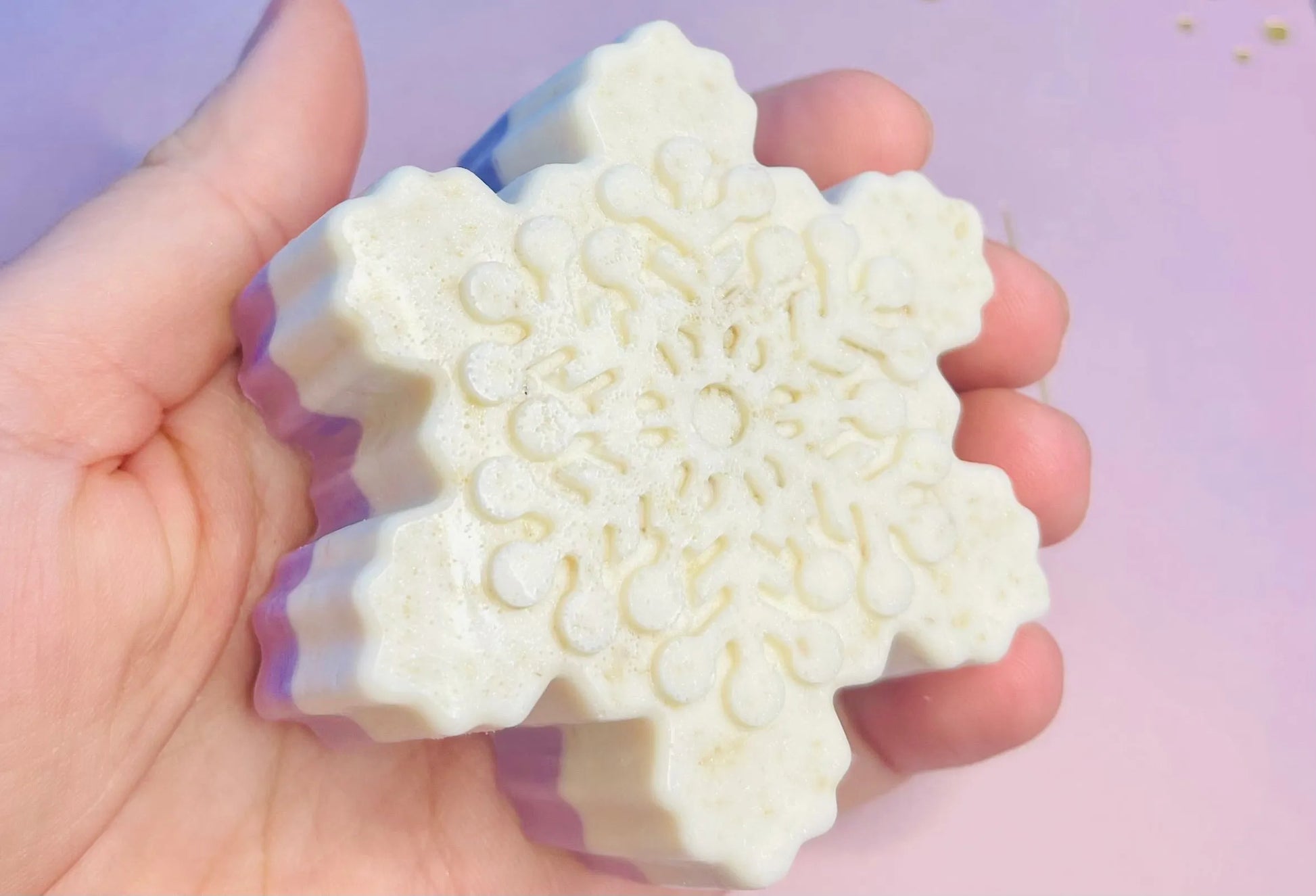 Snowflake Oatmeal Shea Soap | Natural Hand & Body Exfoliating Bar White Out