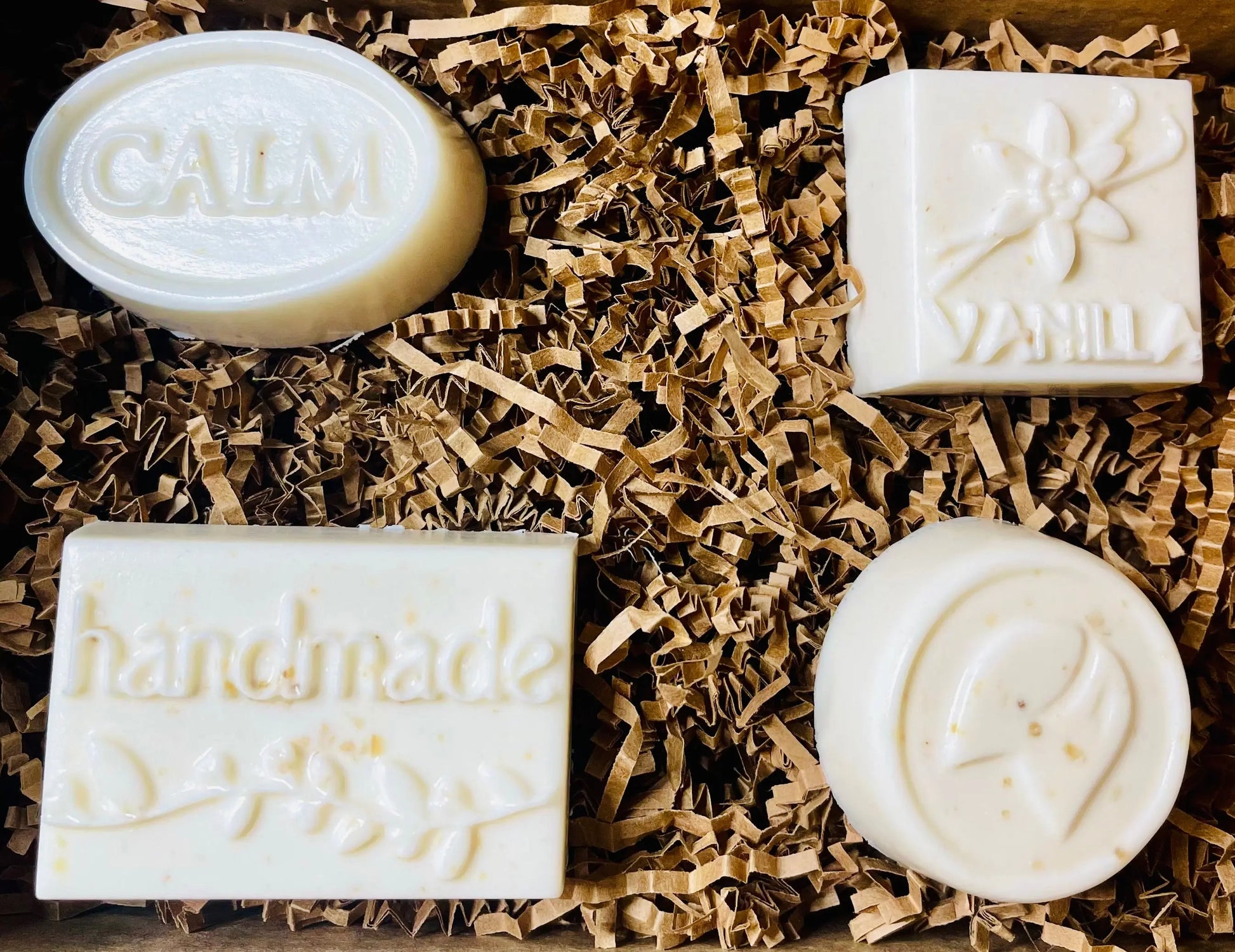 4-Piece Handmade Organic Soap| Exfoliating & Moisturizing Bundle White Out