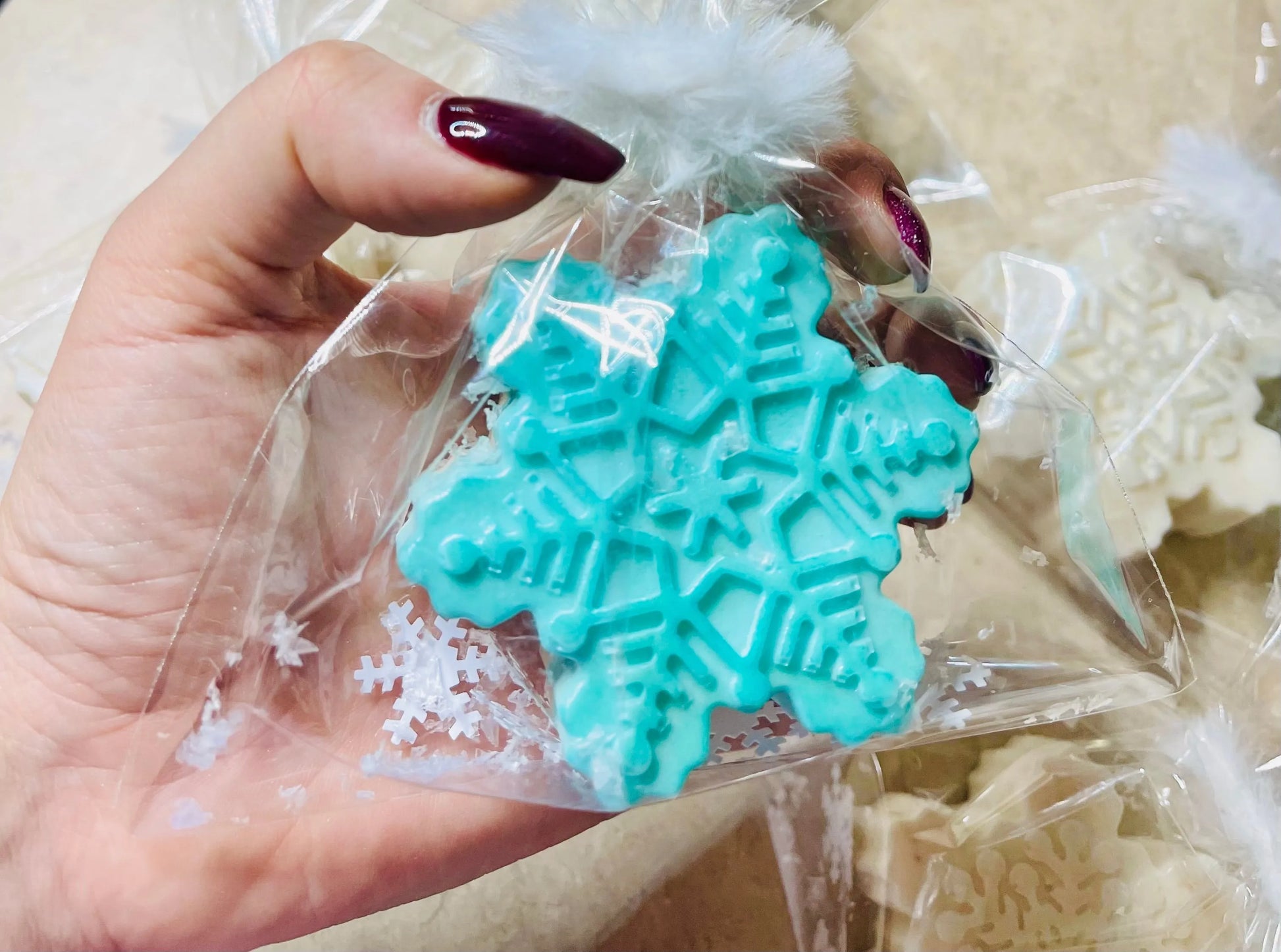 Snowflake Oatmeal Shea Soap | Natural Hand & Body Exfoliating Bar White Out