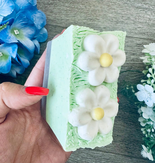 Oatmeal Shea Butter Soap | Summer Flower Hand & Body Bar White Out